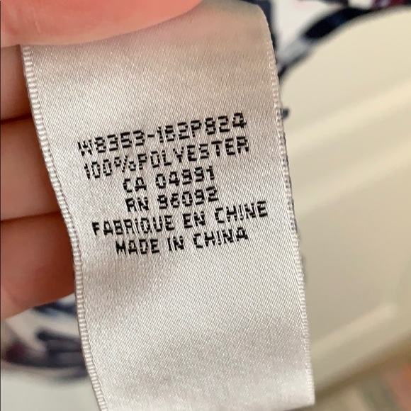 Cynthia Rowley printed shirt-sleeve blouse - Picture 5 of 6